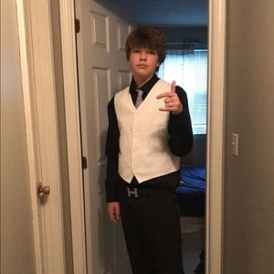 Meet your Posher, Troy